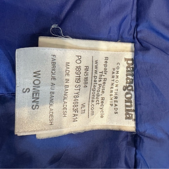 Patagonia Women's Vibrant Purple Puffer Jacket - Picture 4 of 4